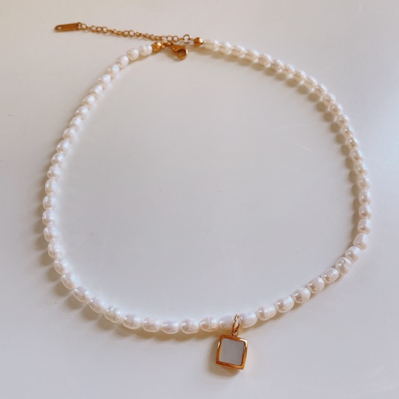 18K gold plated genuine rice pearl necklace - Picture 6 of 8
